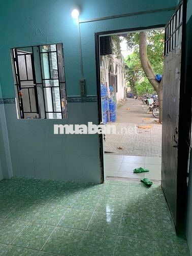 Phòng trọ sinh viên_giá rẻ_an ninh_Không ngập nước_giờ tự do