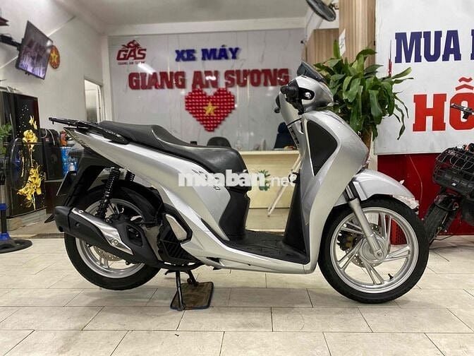 Honda Sh 150 abs đk 2018 màu bạc Porsche BSTP