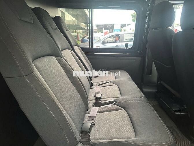 Ford Transit Van 6 chỗ Trắng, Vay ngân Hàng 70%