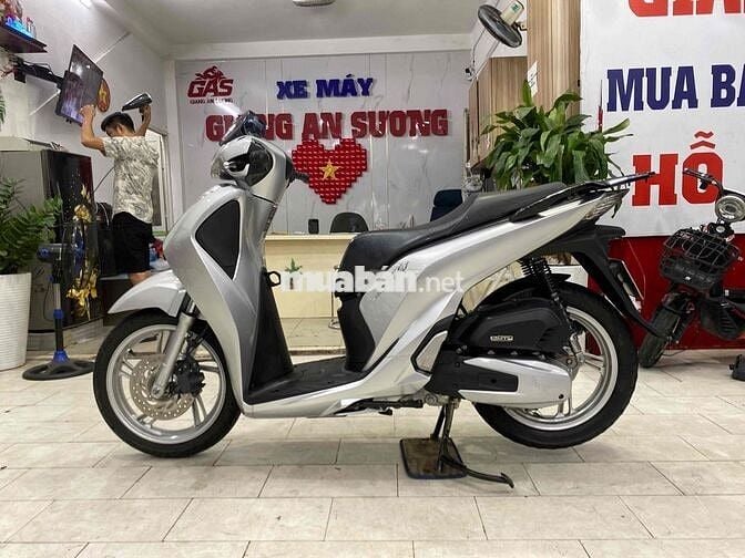 Honda Sh 150 abs đk 2018 màu bạc Porsche BSTP