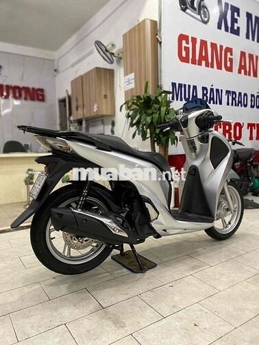 Honda Sh 150 abs đk 2018 màu bạc Porsche BSTP