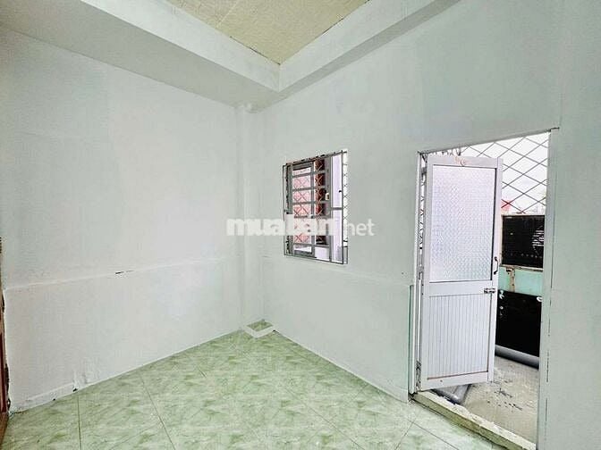 SIÊU PHẨM GIÁ RẺ FREE XE GẦN ĐH GIA ĐỊNH TẠI NGUYỄN VĂN CÔNG