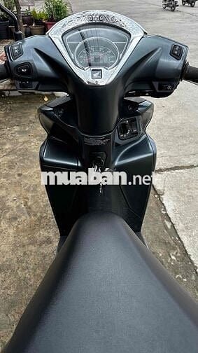 Vision 2022 xanh xám ( hỗ trợ góp )