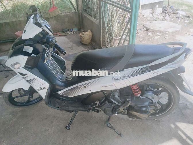 Cần bán xe nouvo 6 còn  chạy tốt