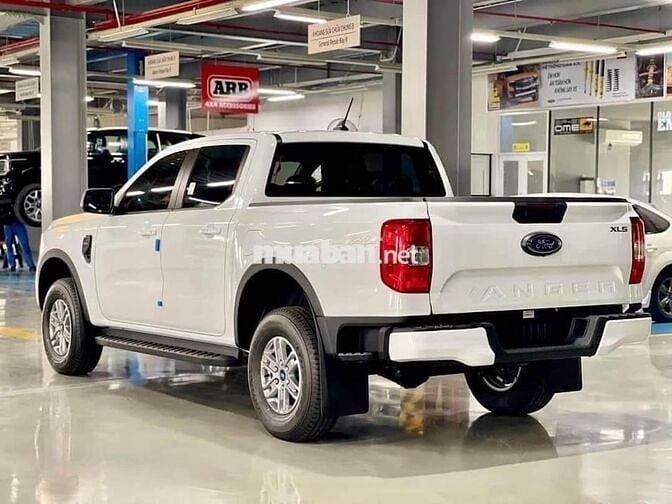 Ranger 2025 XLS 1cầu 2cầu xe sẵn giao ngay đủ màu