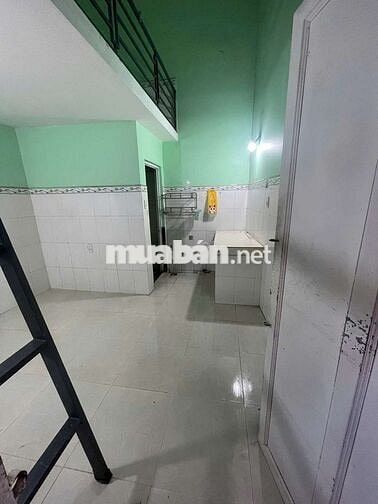 Phòng trọ cao cấp,hành lang rộng rãi mát mẻ cả ngày an ninh tuyệt đối