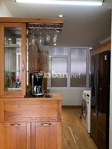 Cho thuê căn hộ 2 ngủ Tại C5A Hoàng Ngọc Phách , Láng Hạ , Đống Đa.