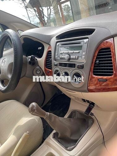 Toyota Innova 2008 G - 89000 km