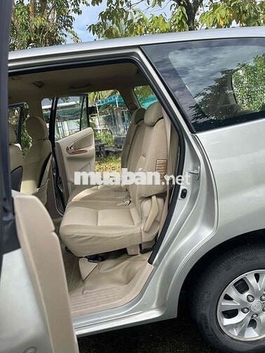 Toyota Innova 2008 G - 89000 km