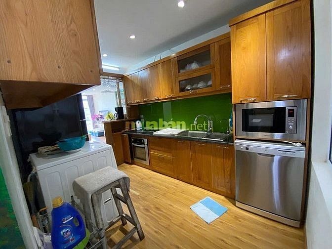 Cho thuê căn hộ 2 ngủ Tại C5A Hoàng Ngọc Phách , Láng Hạ , Đống Đa.