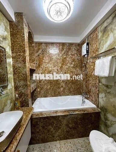 Cho Thuê Nhà Trung Tâm Q10. Phù Hợp Nhà hàng. Quán ăn