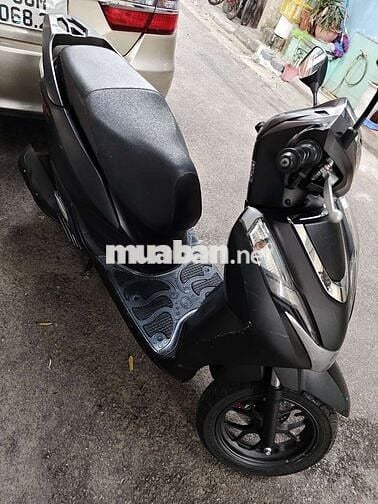 Xe lead bản sơn đen nhám, đăng ký cuối 2022