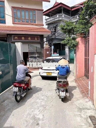 CẦN TIỀN BÁN GẤP NHÀ CẤP 4 ĐỨC THƯỢNG HOÀI ĐỨC HÀ NỘI