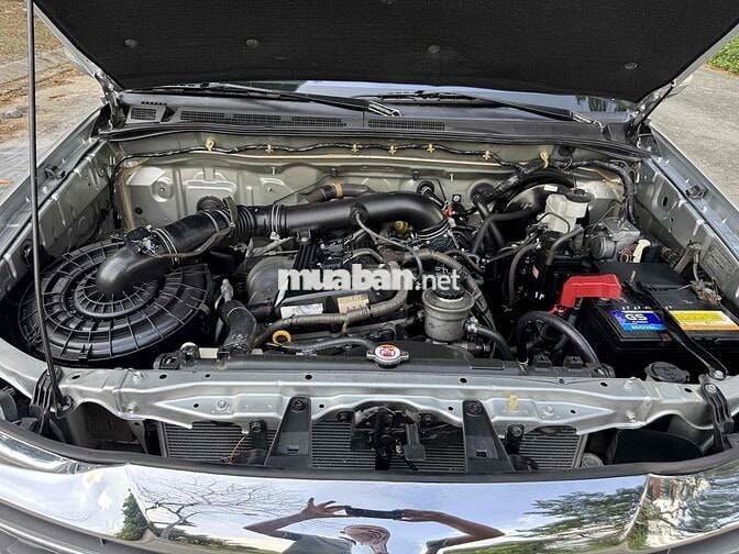 Toyota Fortuner 2012 2.7V 4x2 -