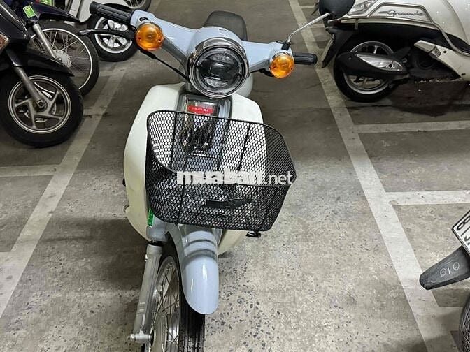 Honda Cup 50Cc màu Xám trắng