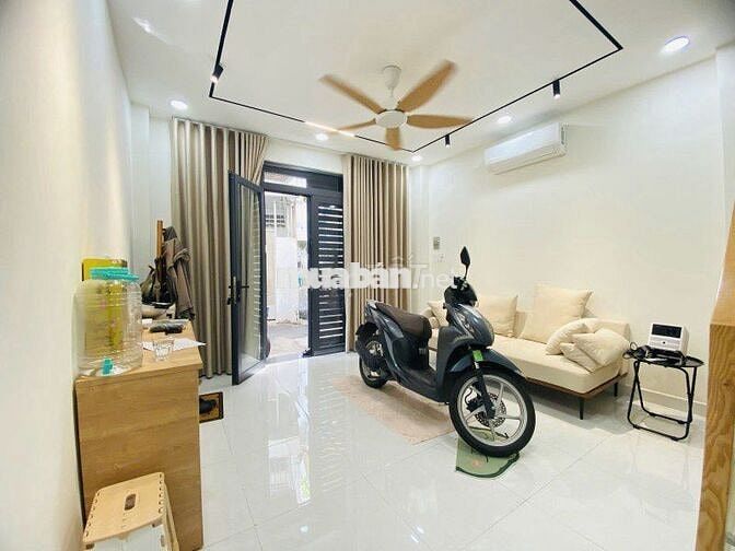 Nhà hẻm xe hơi 100m2, 2 phòng ngủ đường Nơ Trang Long, Bình Thạnh