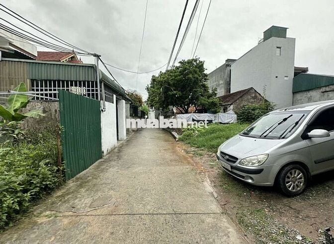 Căn nhà đẹp rẻ mặt đường làng Thôn Cầu, Ngọc Hòa, Phường Chương Mỹ, HN