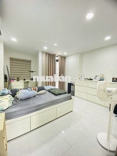 Nhà hẻm xe hơi 100m2, 2 phòng ngủ đường Nơ Trang Long, Bình Thạnh