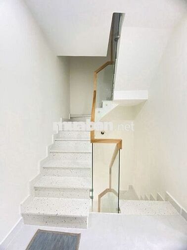 Nhà hẻm xe hơi 100m2, 2 phòng ngủ đường Nơ Trang Long, Bình Thạnh