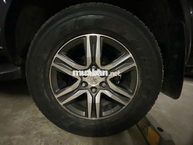 CC Bán- Fortuner 2019 dầu 2.4G 4x2 AT 76999 km