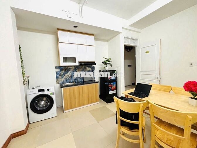 Cho thuê tại Khương Trung 1K1N ban công, máy giặt riêng, nhận xe điện