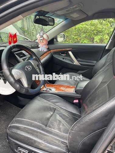 Toyota Camry 3.5Q Đen