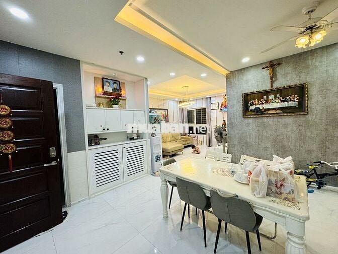 Chính chủ cần bán căn hộ Dragon Hill 1 - 122m² - Căn góc đẹp - Sổ hồng