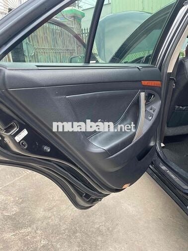 Toyota Camry 3.5Q Đen