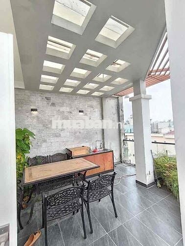 11 Tỷ  Căn Góc 2 MT Hưng Phú, P10, Q8. DT: 60m2, Ngan4,5m , 4Tầng, 4PN