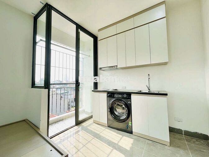 Bóc tem CCMN 30m2 Full đồ xịn sò. Máy giặt, ban công tại Giáp Bát