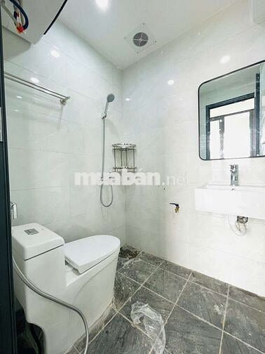 Bóc tem CCMN 30m2 Full đồ xịn sò. Máy giặt, ban công tại Giáp Bát