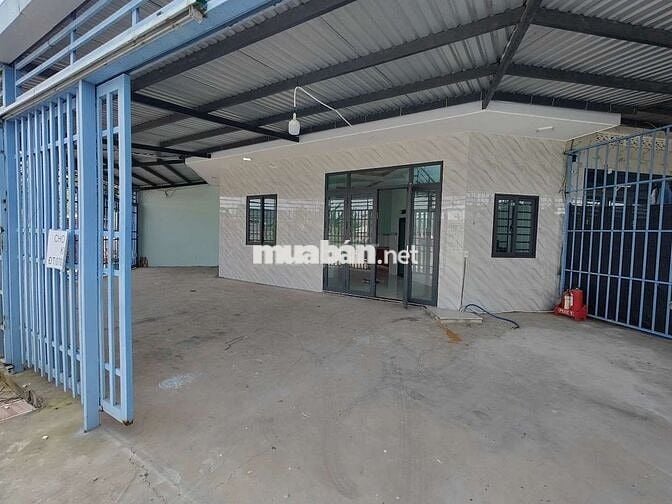 Cho thuê nhà nền góc, chính chủ, đường 23a & 16a2 Đức Hoà - Long An