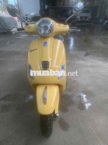 Piaggio Vespa 125 3vie màu Vàng