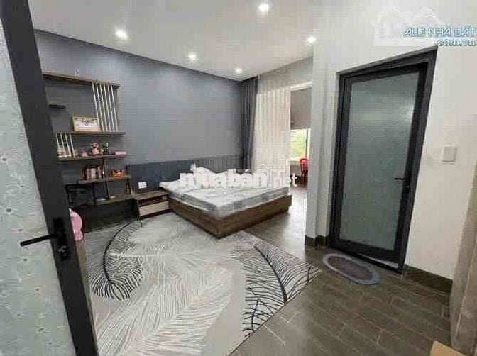 Nhà 3 tầng MT 7m5 HÒA THỌ ĐÔNG - SẠCH MỚI - Ô TÔ ĐẬU ĐỖ