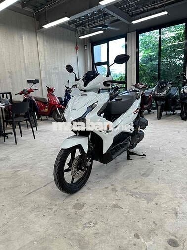 Honda Air Blade 160 ABS 2023 Trắng đen 5100 km