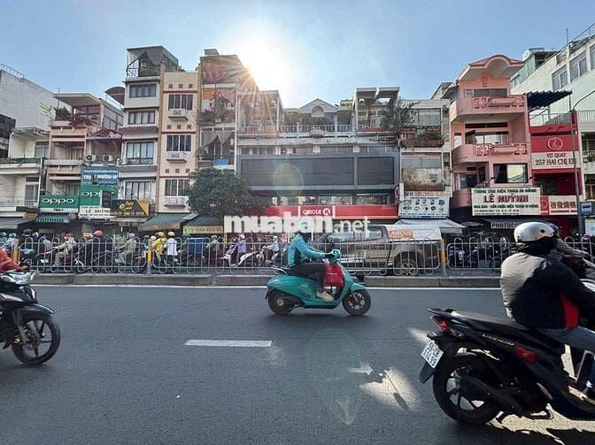 cho thuê mặt tiền 12m 169A-169B Hoàng Diệu P.Xóm Chiếu (P13 Quận 4 cũ)