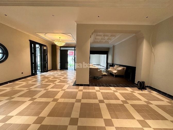 Bán biệt thự phong cách Indochina MT Trần Khánh Dư Q.1 giá 185 tỷ