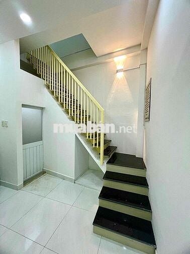 Cho thuê nhà hẻm xe hơi đường Bà Hom P13 Q6