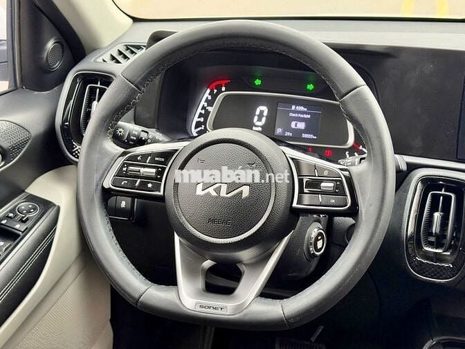 Kia Sonet 1.5 AT 2022 Dky 2023, nhiều đồ chơi lắm!