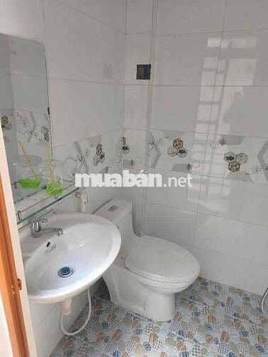 Hot, Bán gấp nhà Mặt Tiền Bùi Thị Xuân, TBình, 40n2sd, 3 tầng mới, 2ty