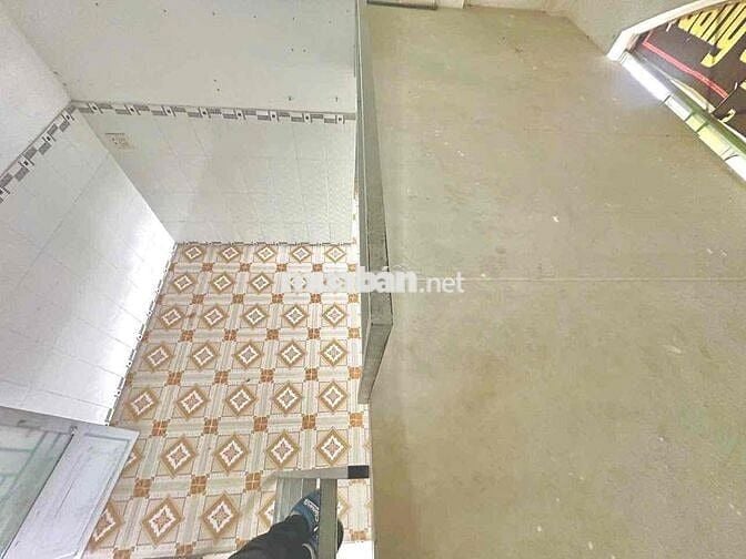 PHÒNG GÁC MÁY LẠNH - CỬA SỔ TRỜI - NGAY BẮC HẢI LÝ THƯỜNG KIỆT