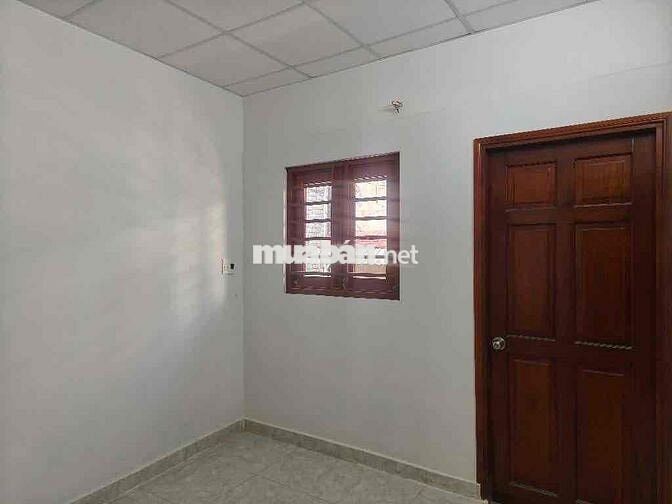 Hot, Bán gấp nhà Mặt Tiền Bùi Thị Xuân, TBình, 40n2sd, 3 tầng mới, 2ty