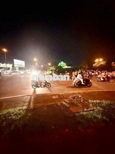 MẶT TIỀN KINH DOANH  BỜ BAO TÂN THẮNG - DÒNG TIỀN 60TR/ THÁNG