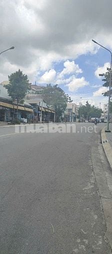 Cho thuê nhà mặt tiền TDM, Bình Dương. Ưu tiên phòng khám