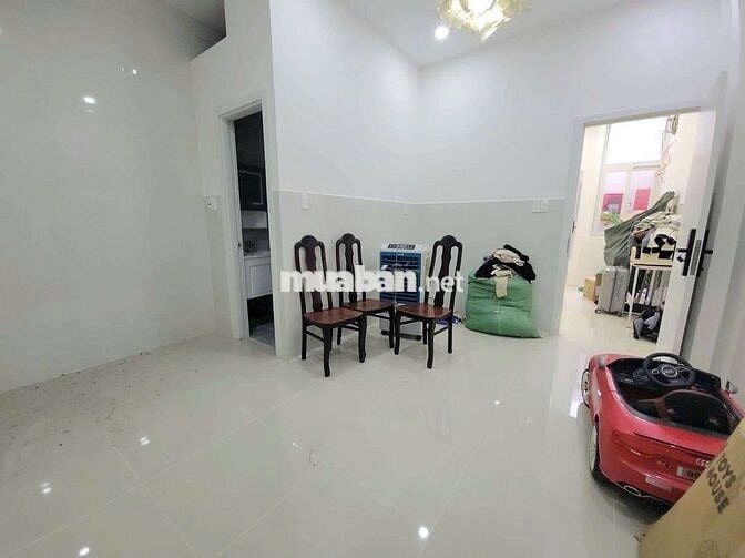 Quang Trung P10 Gần Siêu Thị VinCom 63M² Ngang 5m 4Tầng 6Phòng Ngủ