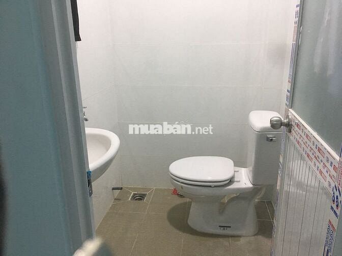 Nhà mới, đẹp như hình 2PN sát MT hẻm 4,5m ngay chân cầu Trần Khánh Dư