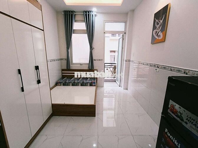 CHÍNH CHỦ CHO THUÊ PHÒNG BAN CÔNG - FULL NỘI THẤT - MÁY GIẶT RIÊNG