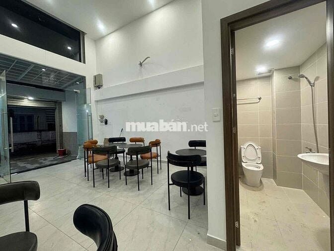 MBKD 40m2 lối riêng có sân Thạch Thị Thanh, Hai Bà Trưng Spa, Cf, Shop