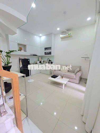 Quang Trung P10 Gần Siêu Thị VinCom 63M² Ngang 5m 4Tầng 6Phòng Ngủ