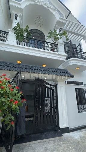 Biệt thự mini Đẹp, kiệt đậu đỗ ô tô Nguyễn Xí, cách kiệt đúng 70m